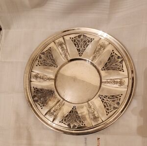 BIRKS EPNS Pedastal Plate